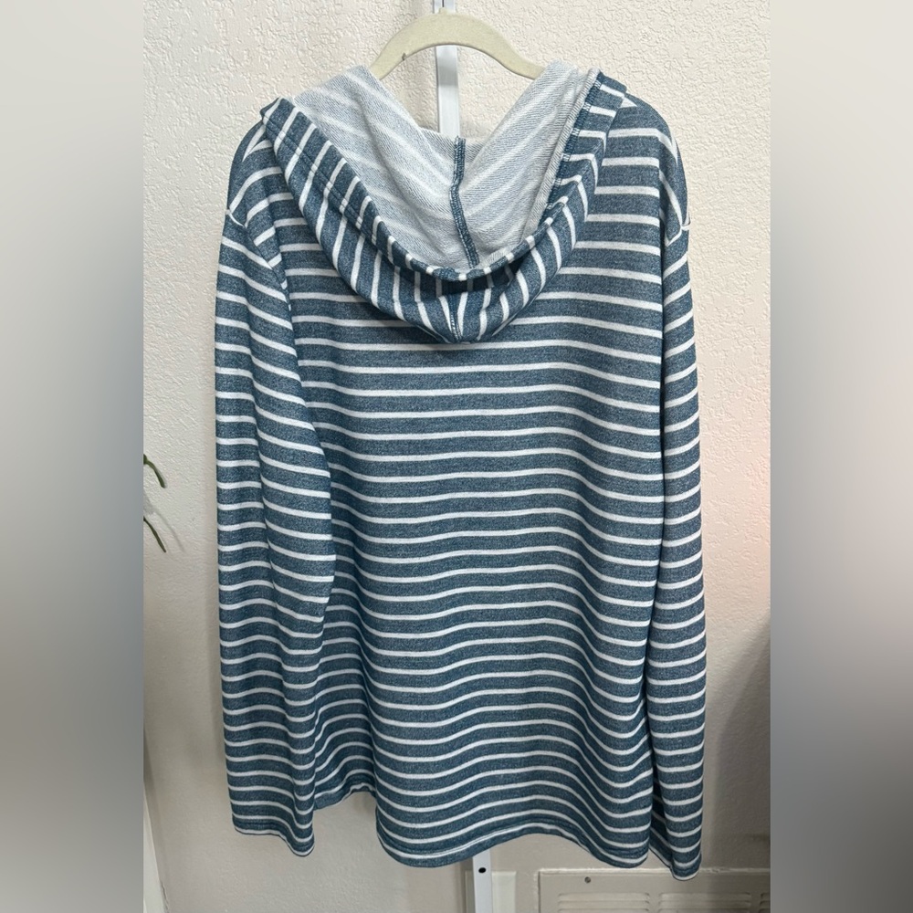 Travis Mathew Navy and White Striped Hoodie XXL - Picture 3 of 3